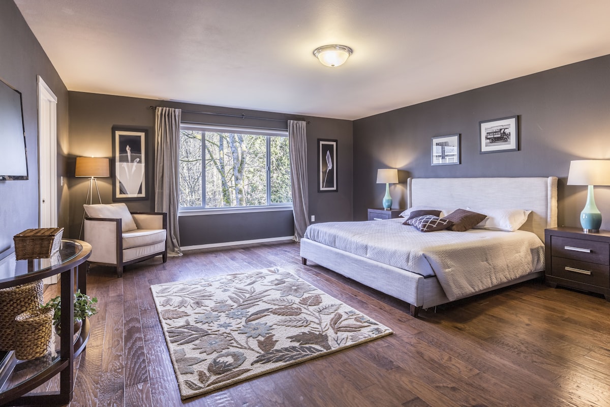 Cozy bedroom in the morning representing sleep recovery, social jet lag, and how kale micronutrients help reset your circadian rhythm